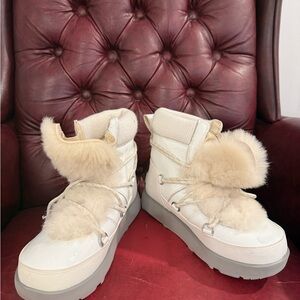 Women's Cream Fur-Lined Winter Boots